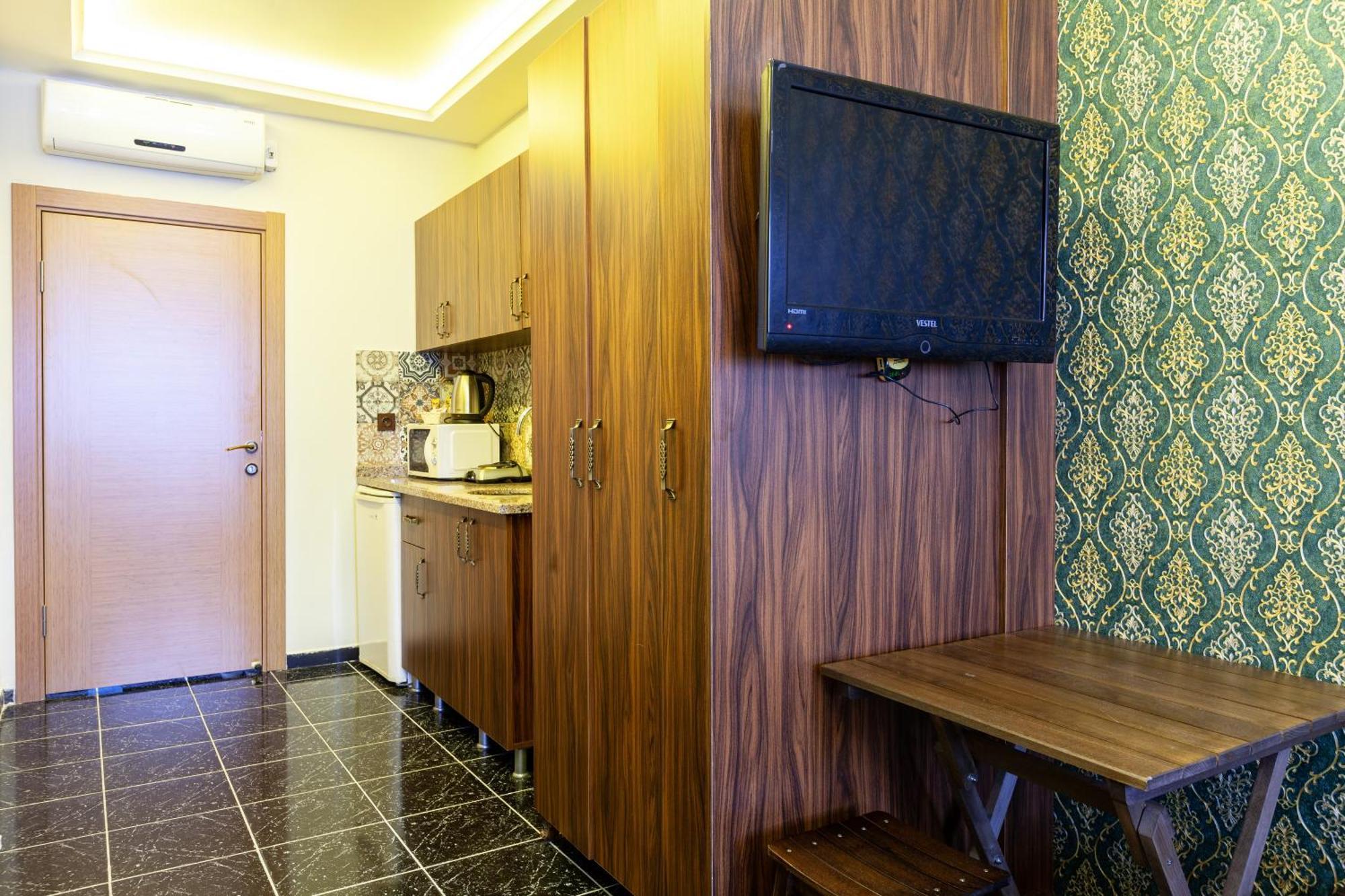 Rose Mansion By Otantik Suites Istanboel Buitenkant foto