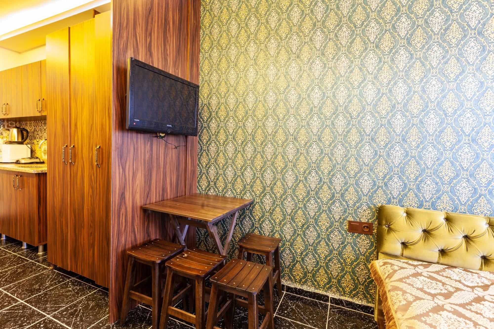 Rose Mansion By Otantik Suites Istanboel Buitenkant foto